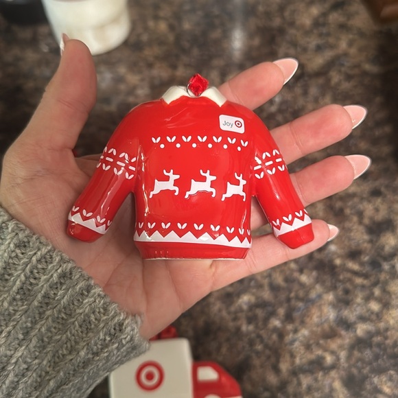 NWOT Set of 3 ceramic Target themed ornaments - Picture 4 of 4